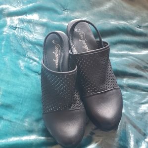 Free People Logan Clogs